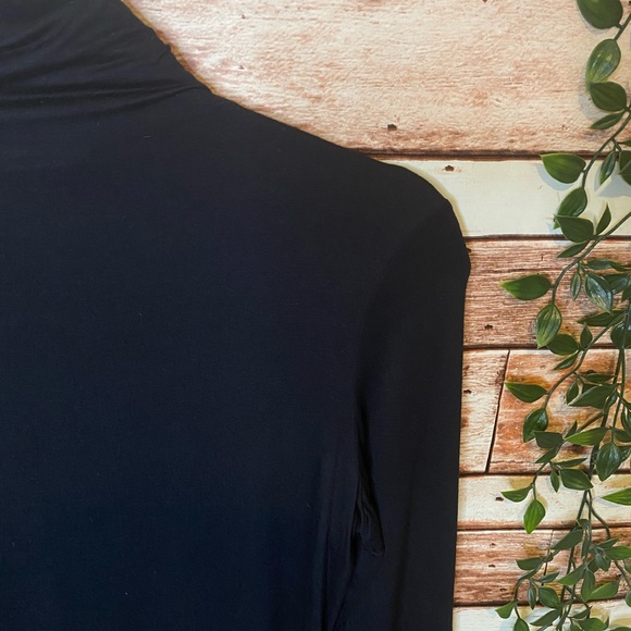 Free To Live Women’s Basic Fall Urban Mock Neck - Picture 6 of 8